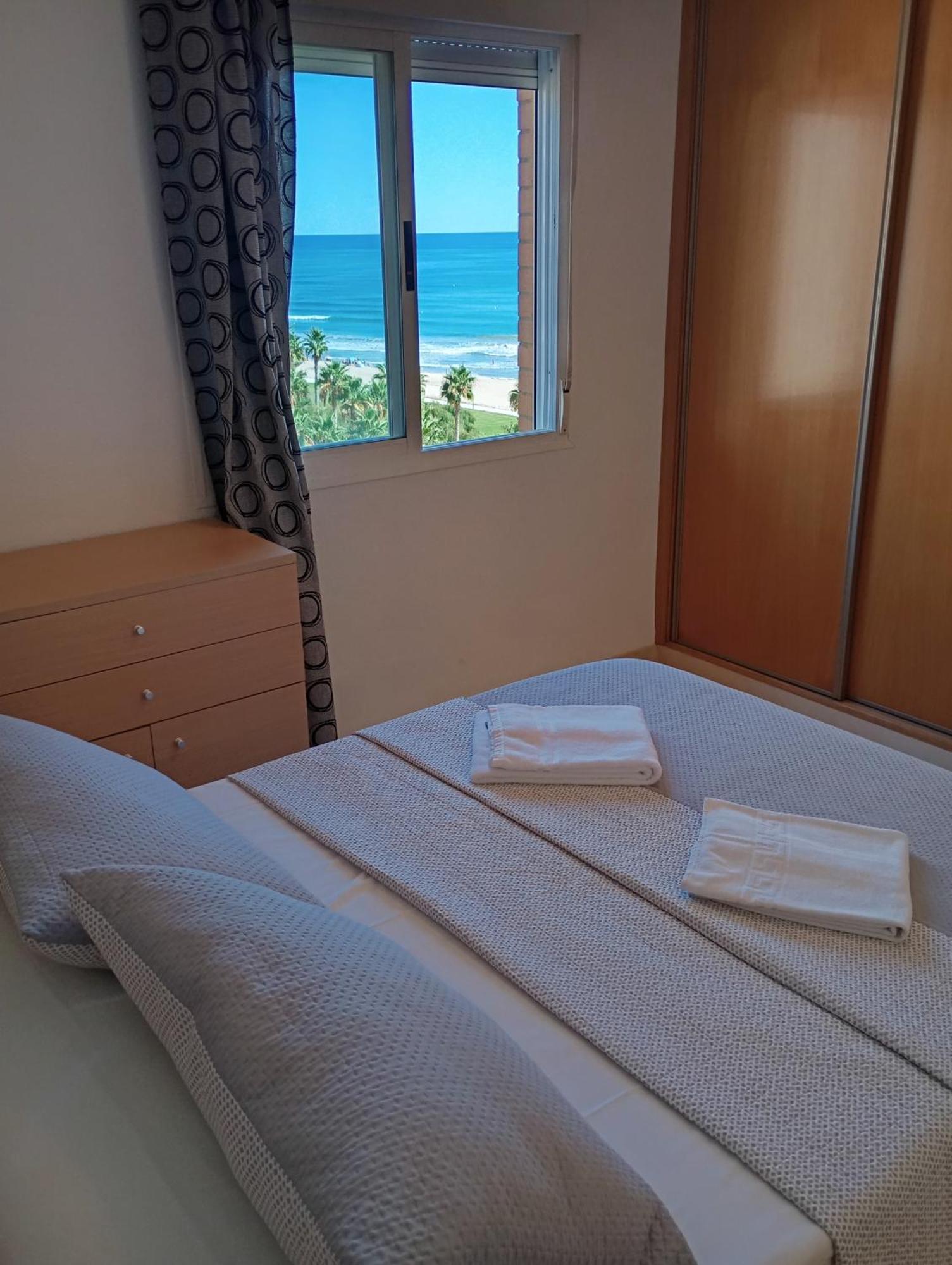 Apartamentos Danesp-Playa De Les Amplaries Marina Dor- Frontales Al Mar Oropesa del Mar Eksteriør bilde