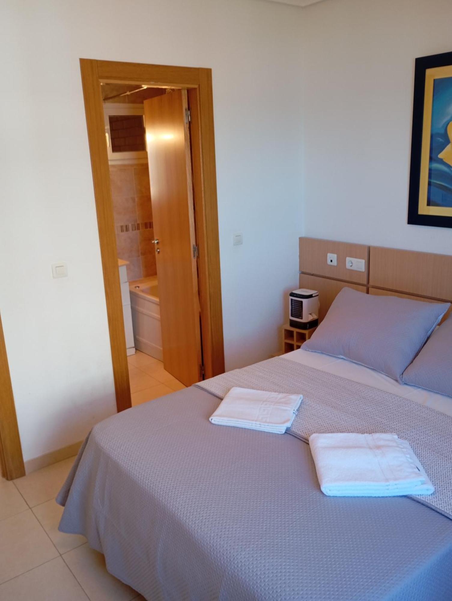 Apartamentos Danesp-Playa De Les Amplaries Marina Dor- Frontales Al Mar Oropesa del Mar Eksteriør bilde